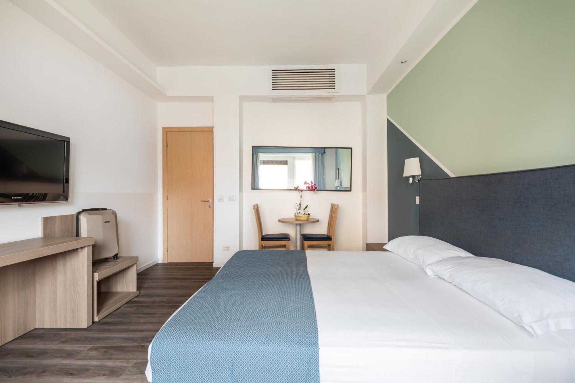 Fleming Suites By Hili Roma Exterior foto